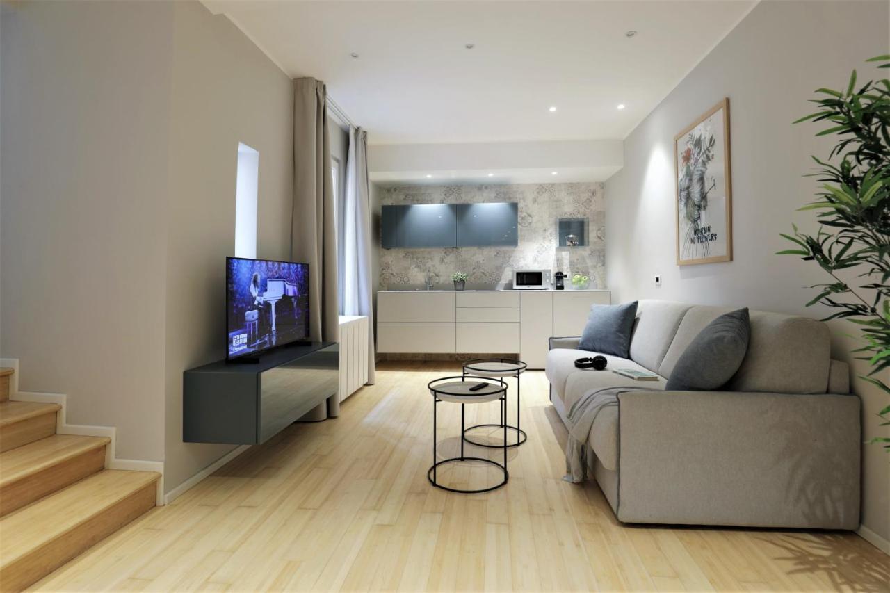 Viam 16B Suites Rom Exterior foto